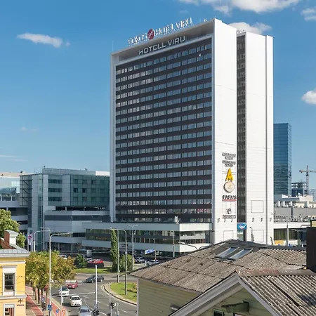 Luxury Penthouse With Amazing Views In Old Town & Free Parking!