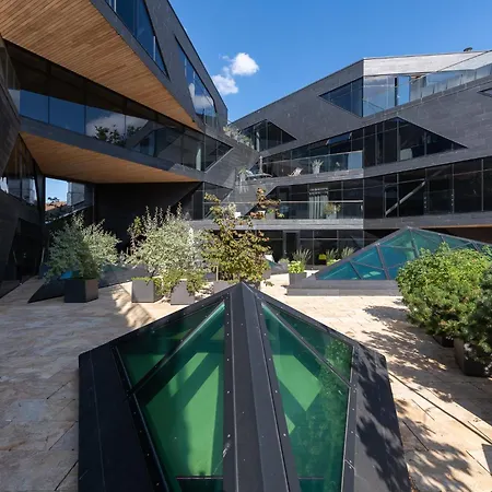 Apartman Luxury Penthouse With Amazing Views In Old Town & Free Parking!