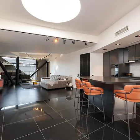 Apartman Luxury Penthouse With Amazing Views In Old Town & Free Parking! *
